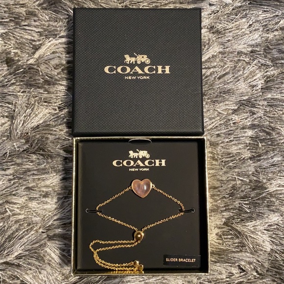 *Boxed* COACH Rose Quartz Heart Slider Bracelet - Picture 2 of 8